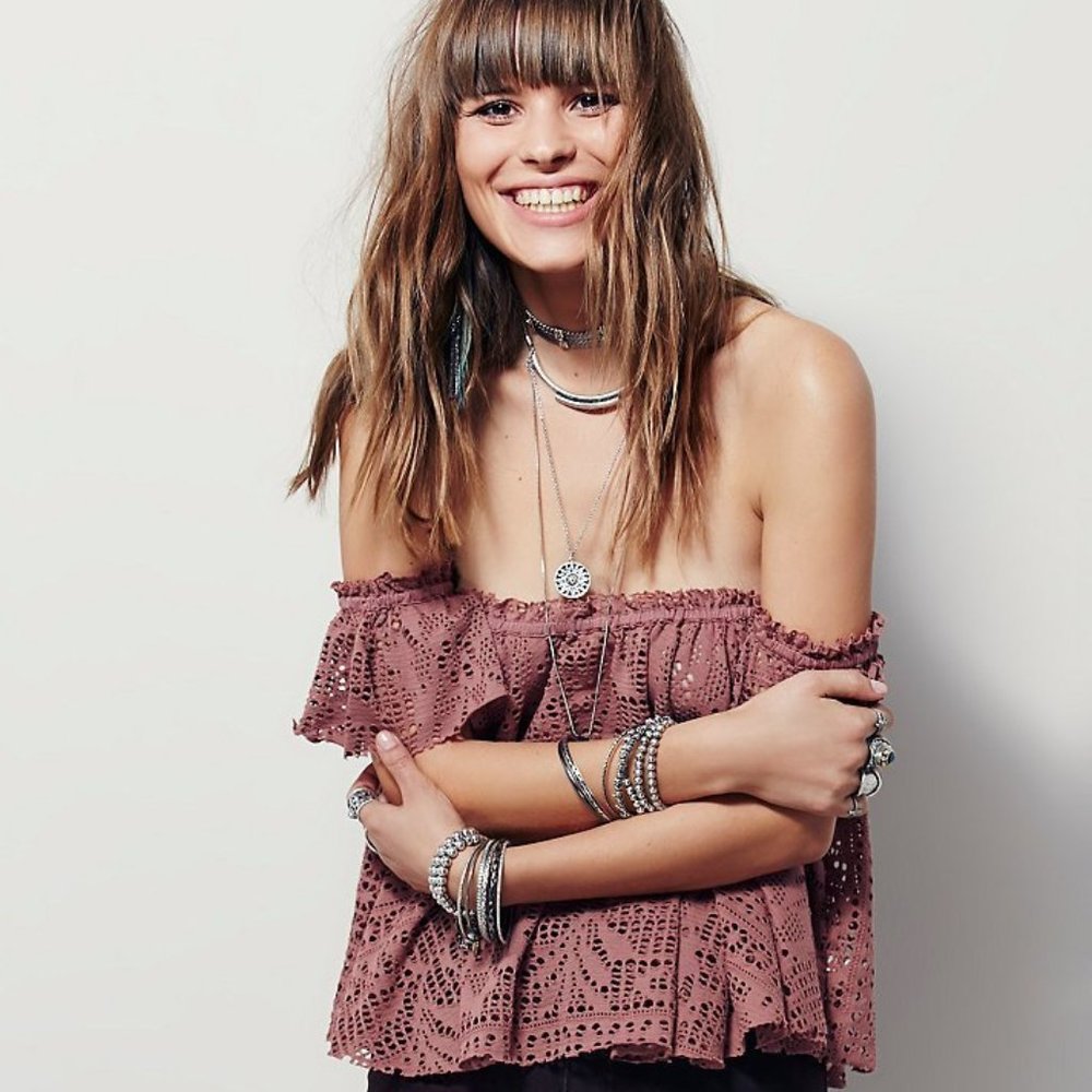 FREE PEOPLE Free to Be Beach Eyelet Crochet Flutter Sleeve Off-Shoulder Crop Top